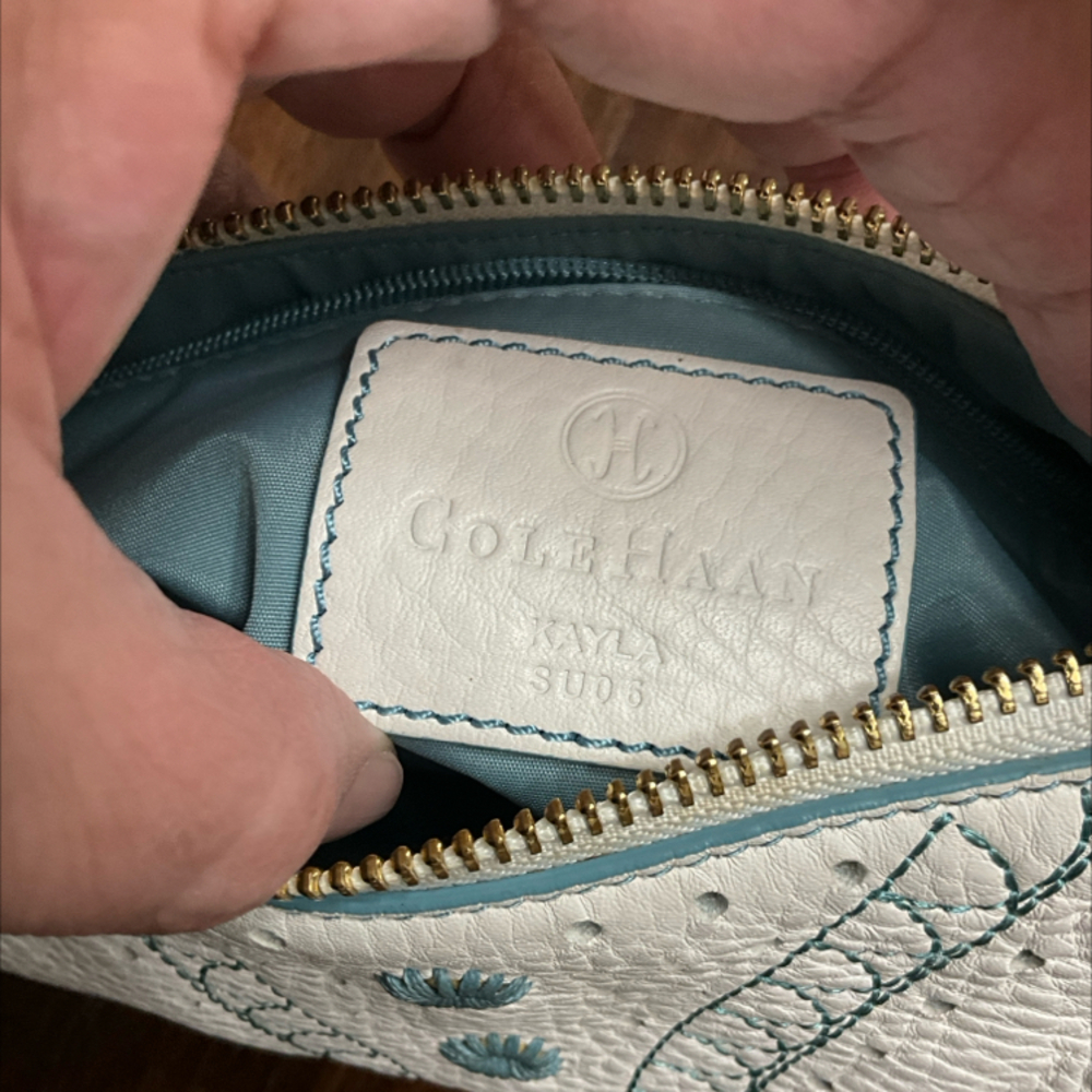COLE HAAN SMALL BAG - Picture 6 of 7